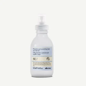 A white 135 ml spray bottle of Su/Hair Mask (Copy) by Davines with a blue and beige label, designed to protect and nourish hair and body. - Tyler Mason Salon + Spa in Indianapolis, IN